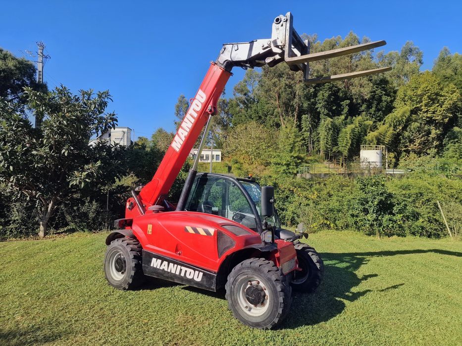 Telescópico Manitou mt 625