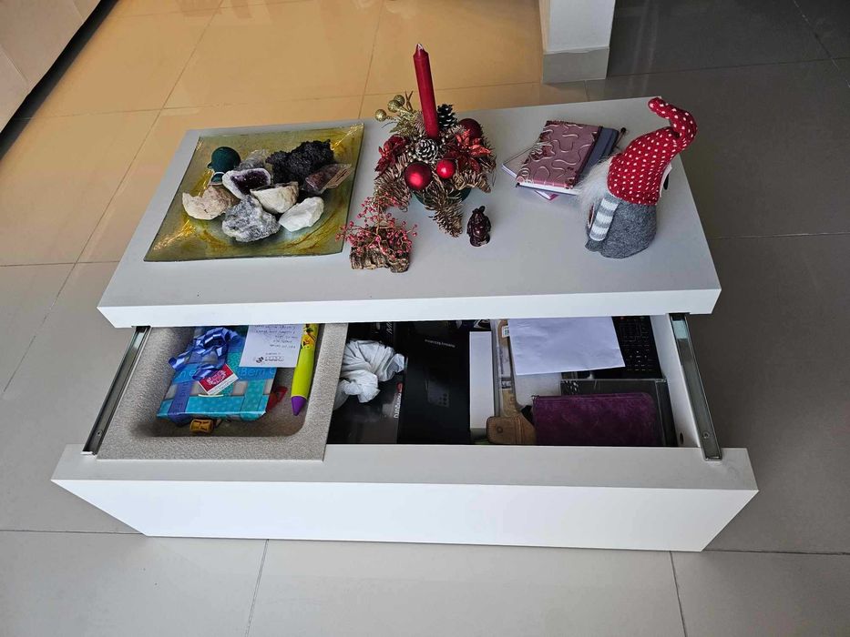 Mesinha de sala de estar