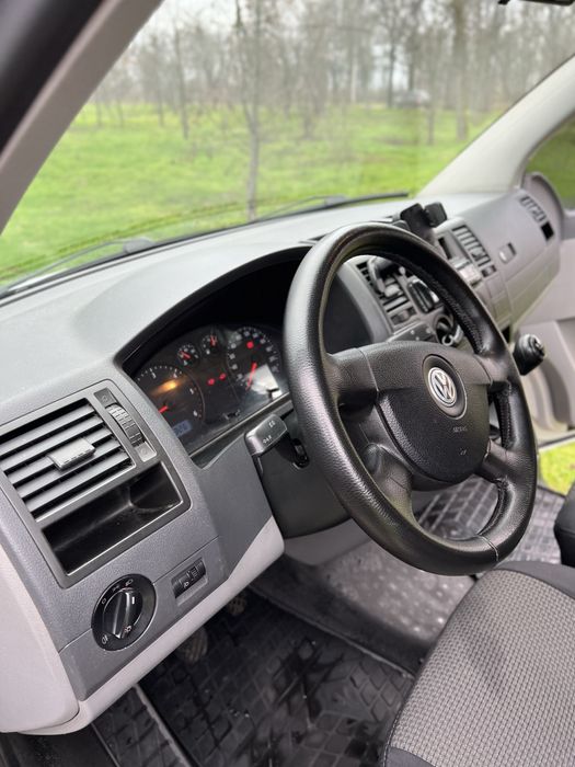 Volkswagen T5 Caravelle • Пасажир • Комфорт • Гарний стан