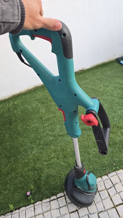 Roçadora/Aparador/Corta Relva Bosch [muito pouco uso]