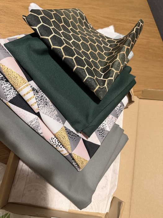 Rzeczy na smycze, obroże dla psa