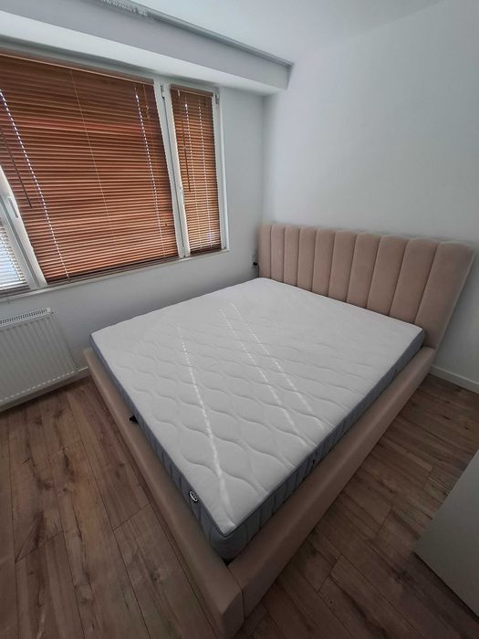 Materac ikea VÅGSTRANDA, sprężyny kieszeniowe, 180x200 cm średnio twardy/jasnoniebieski,VAGSTRANDA, stan idealny