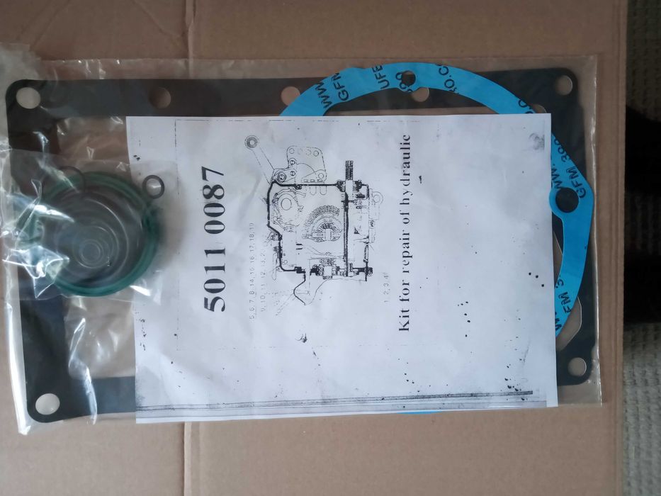 komplet uszczelek podnośnika zetor 5011 rozdzielacz uszczelki podnosni