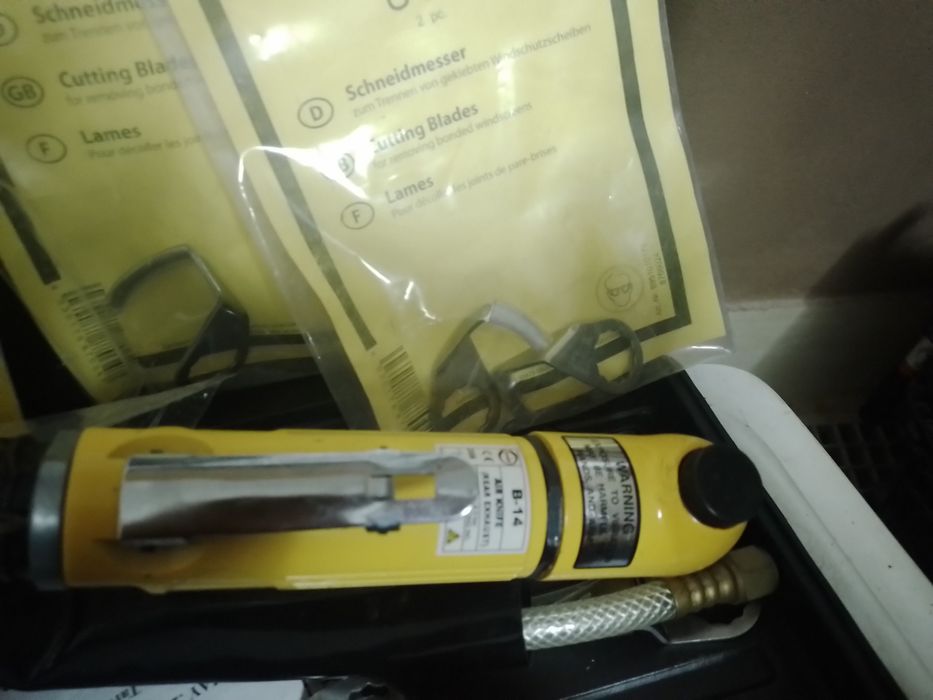 Maquina de vidro peneumatica