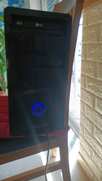 Monitor TV Samsung  LED   + Torre Intel Core i5-23OO  1 TG