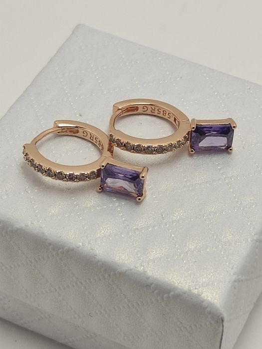 Kolczyki pozłacane 585 z fioletową cyrkonią