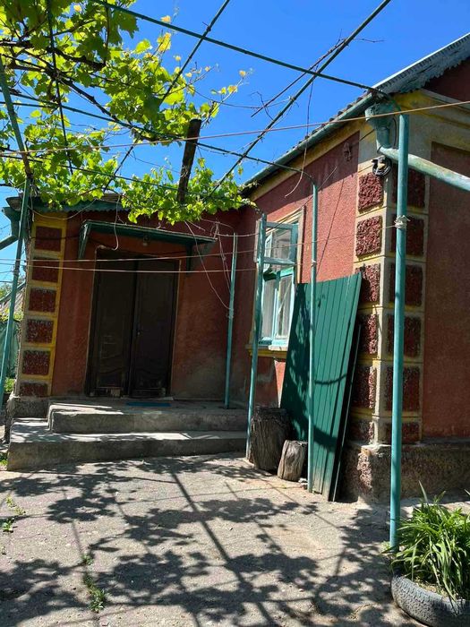 Крепкий дом на Большевике