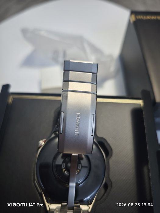 Huawei GT5 Pro Titanium