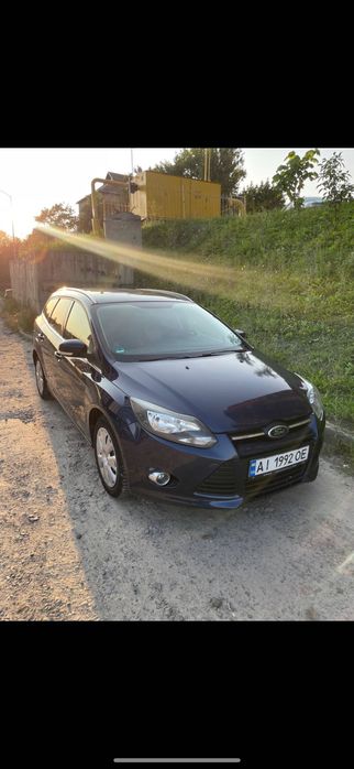 Економічний автомобіль Форд Фокус 3