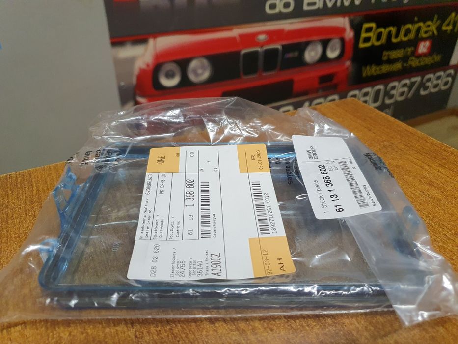 BMW E30 E24 E23 Pokrywka Pokrywa Skrzynki Bezpieczników Klapka