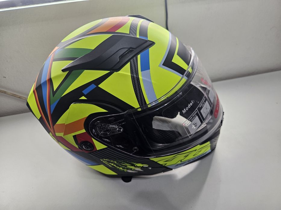 Capacete de mota