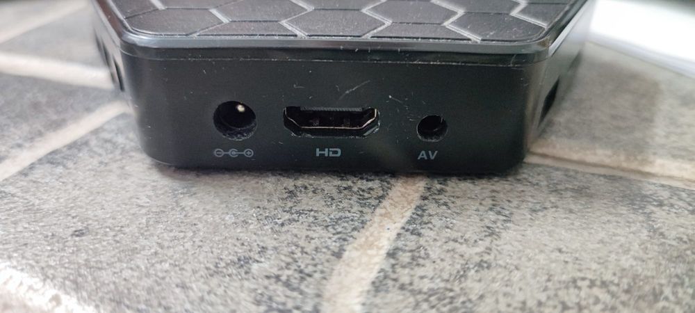 TV Box Android 12 T95Z Plus 6K - Transforma a tua TV (Kit Completo)