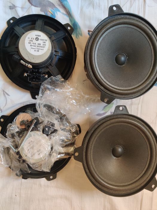 Colunas de som para carro