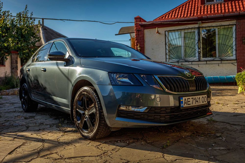 Skoda Octavia 2019 VIN TMBAC2NE3KB007415 фото оголошення 4 з 23