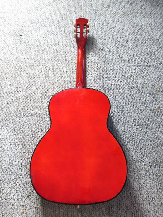 Нова класична гітара