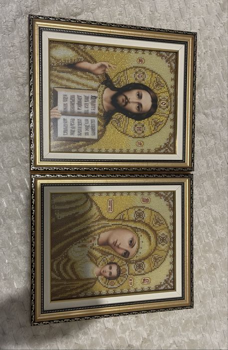 комплект із двох бісерних ікон