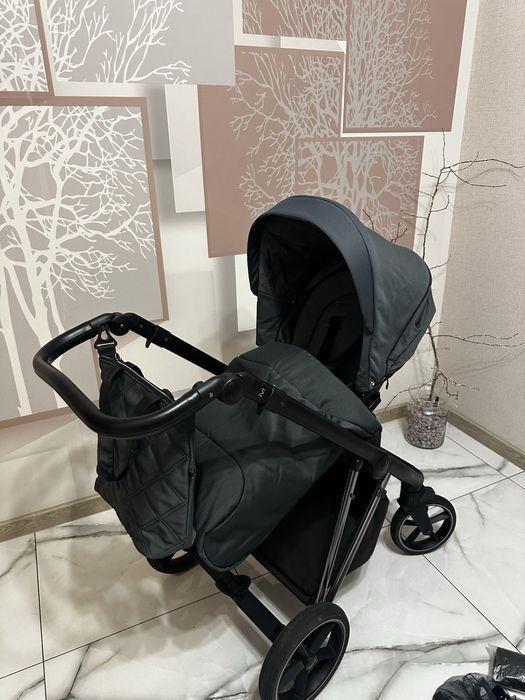 Коляска  Roan ivi