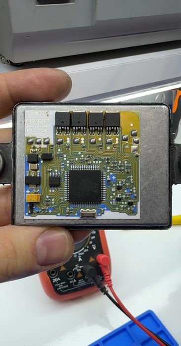 Regeneracja sterowników świec BMW / Mercedes