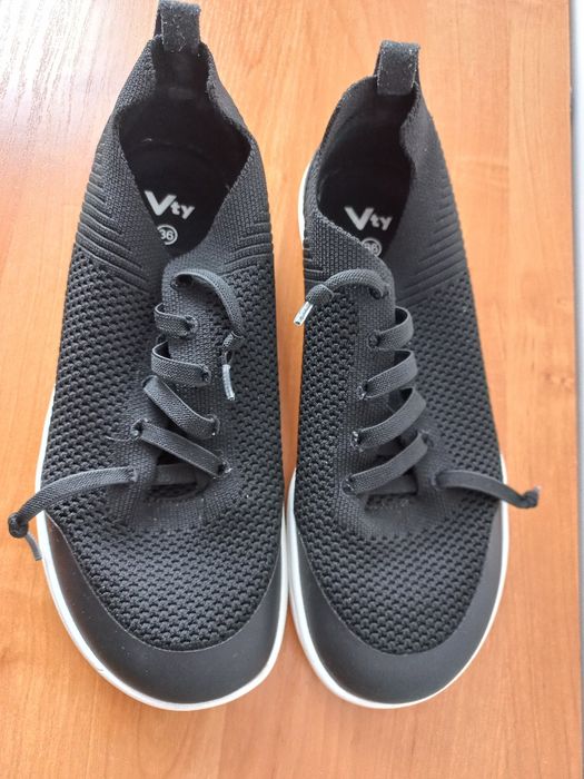 r.38 lekkie adidasy, sneakersy