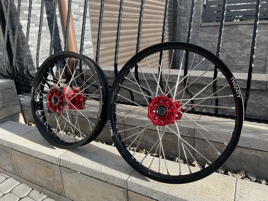 Koła enduro HONDA 19/21 nowe