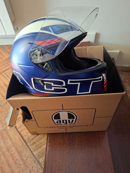 Capacetes Moto marca, AGV como novos.
