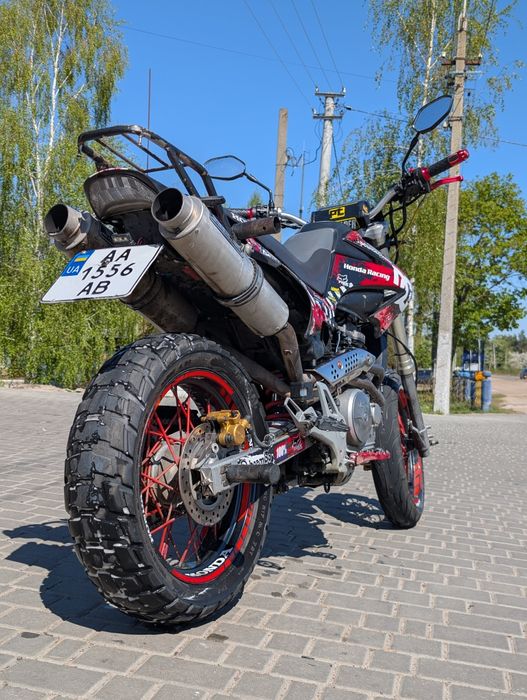 Мотоцикл Honda fmx 650 supermoto