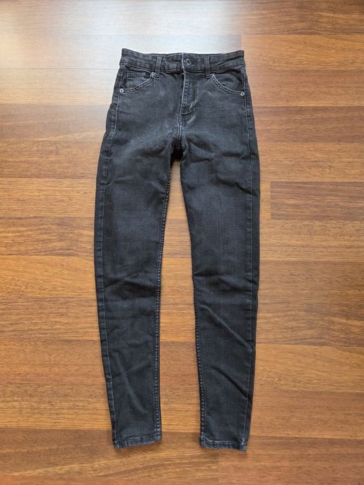 Bershka, rozm.34/36, Czarne spodnie dżinsowe