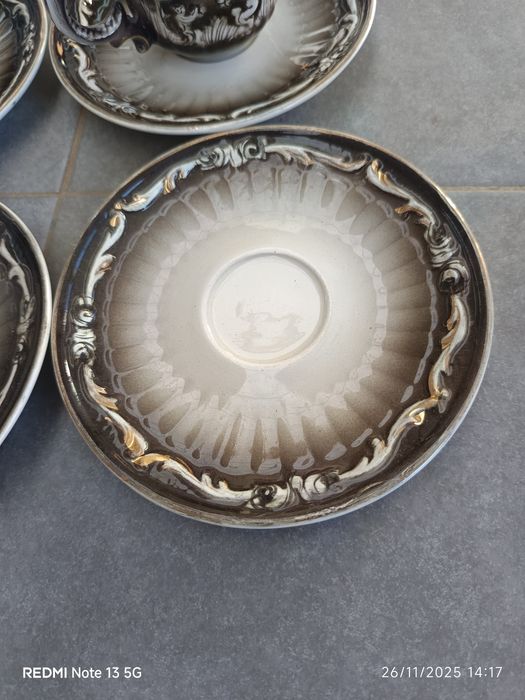 Louça vintage . Em bom estado