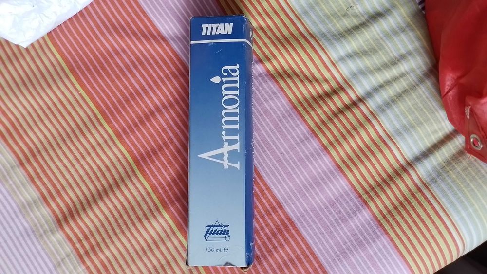Tintas para pinturas de quadros Marca TITAN