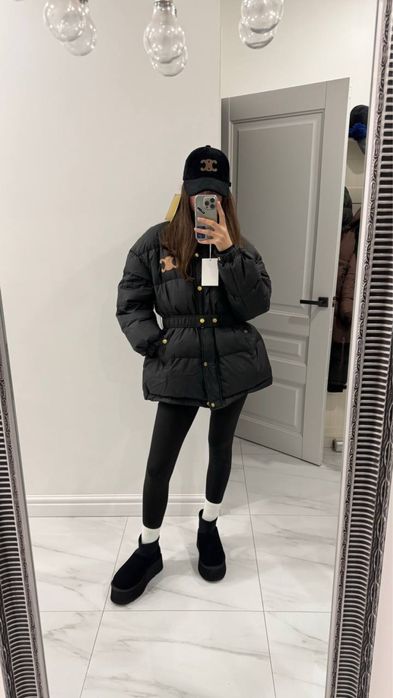 Продам куртку celine