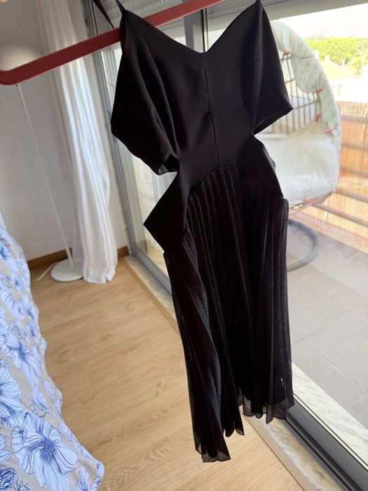 Vestido plissado brilhante
