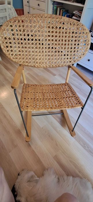 Fotel bujany rattanowy Ikea
