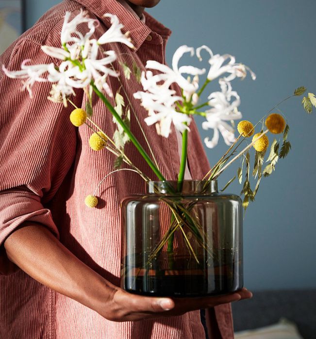 Jarra verde em vidro 16x18cm