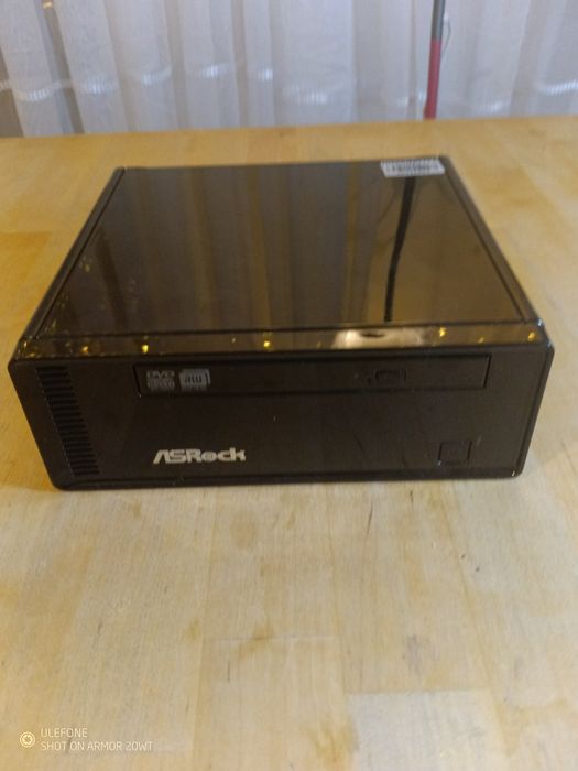 ASRock ION 330Pro, media center mini komputer PC