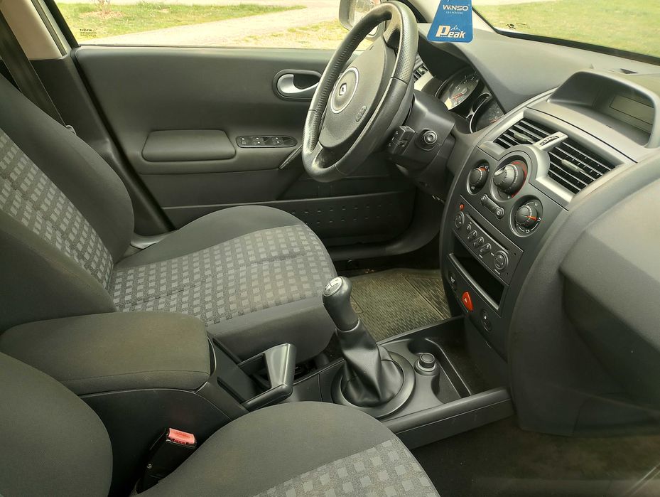 Renault Megane 1.6  przebieg 127 tys km