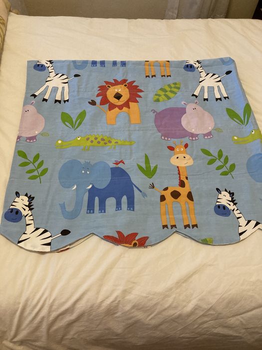 Cortinados quarto criança