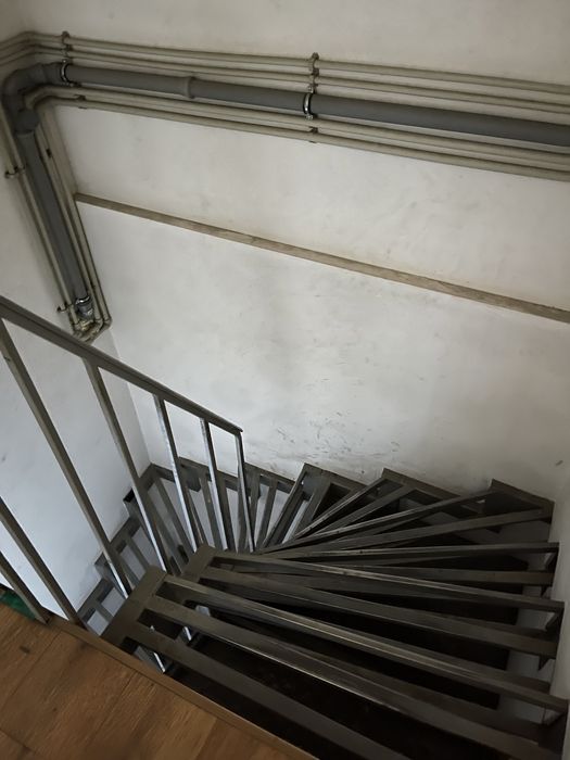 Продається комерційне приміщення