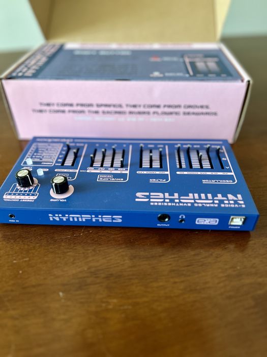 Dreadbox Nymphes - sintetizador analogico