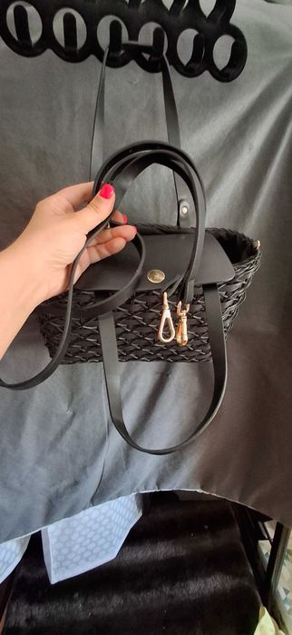 Cesta em verga da Zara