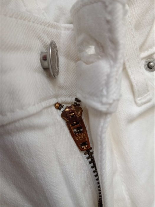 Джинси жіночі Levi's 712 slim size 26