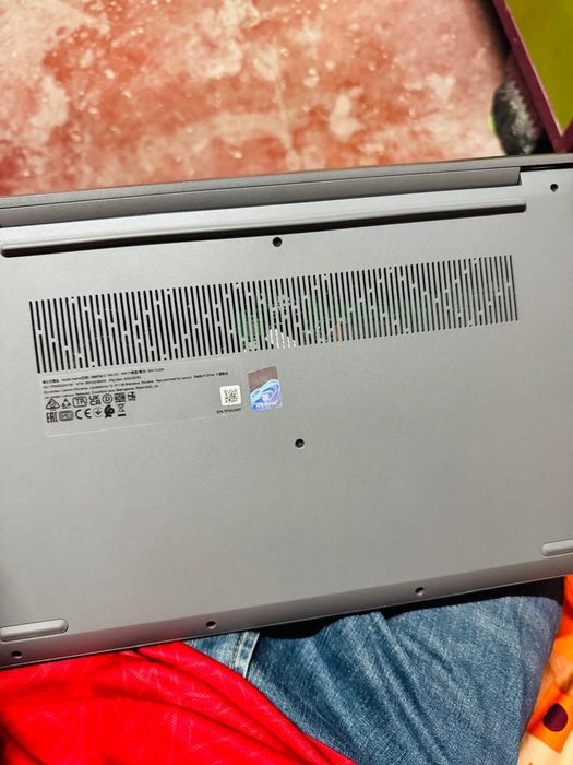 LENOVO IdeaPad 3 15ALC6 (15.6'' - AMD Ryzen 7 5700U - RAM: 8 GB - 512