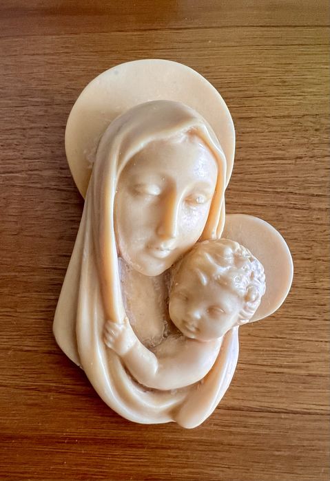 Figura da Nossa Senhora com Menino Jeus
