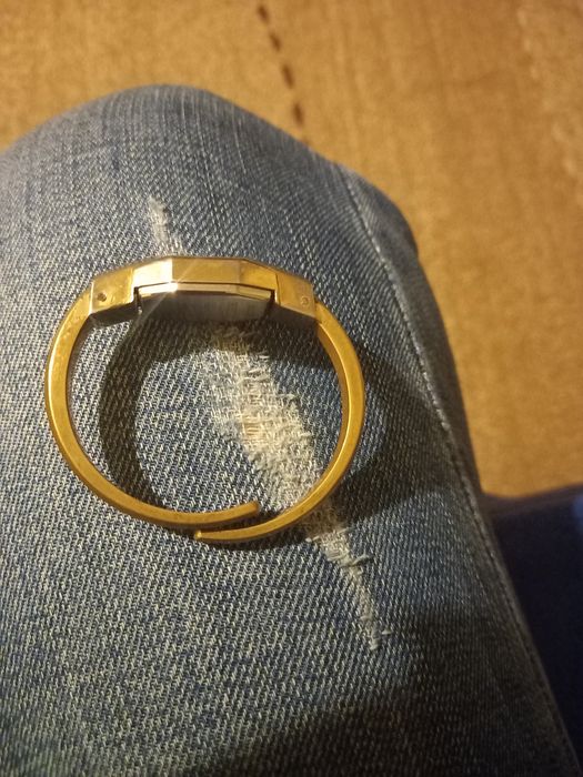 Zegarek   damski mechaniczny .