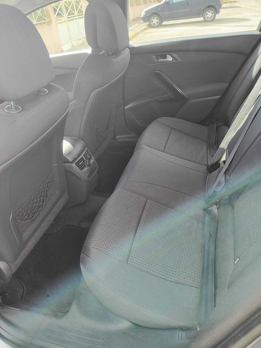 Peugeot 508 Sedan  1.6 e-hdi 2011