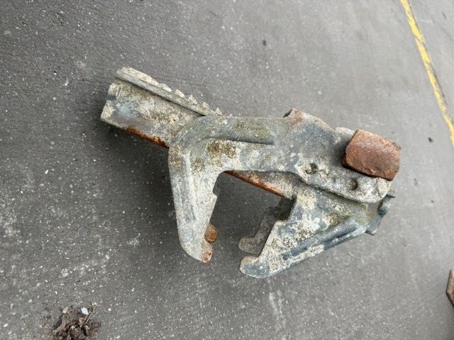 zamek szalunkowy komplet 480 szt DOKA PERI