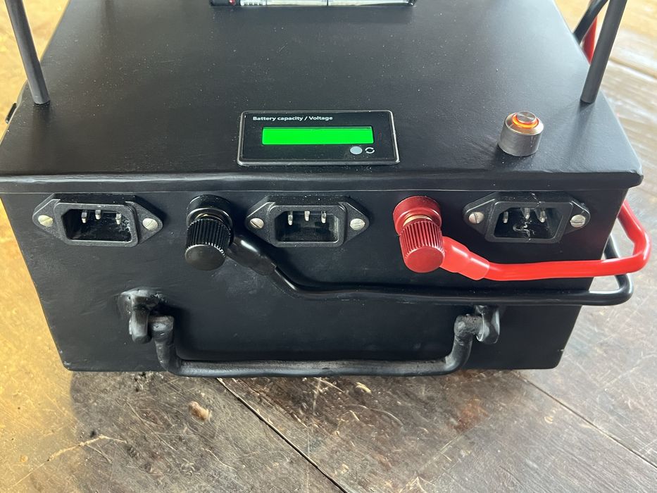 ДБЖ зарядна станція безперебійного живлення аккумулятор інвертор 72v