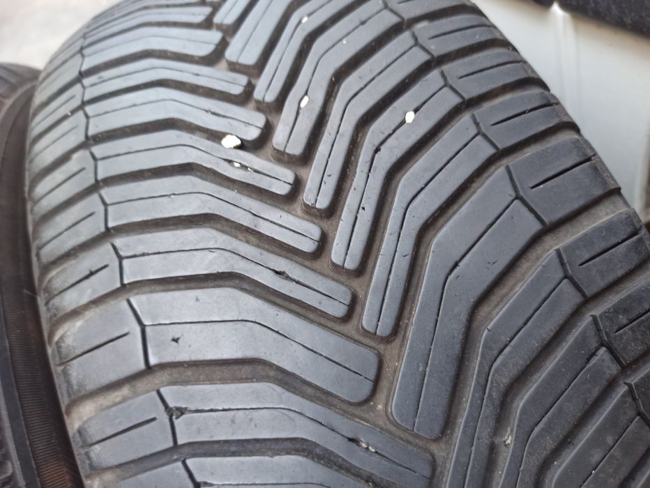 Всесезонная резина ПАРА 215/60 R16 Michelin Cross Climate