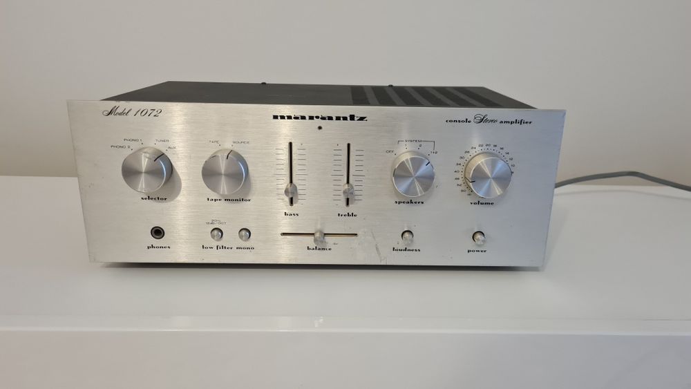 Wzmacniacz Marantz 1072