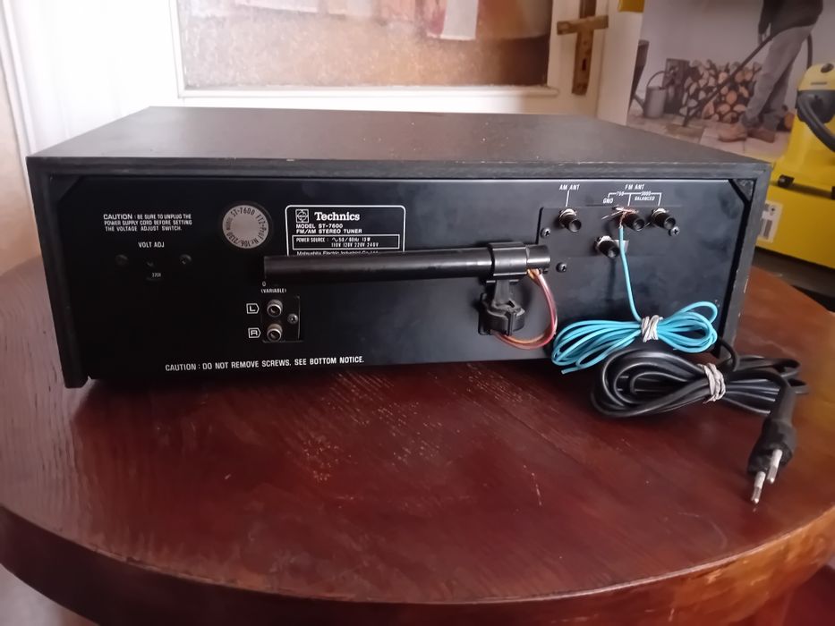 Tuner Technics ST-7600