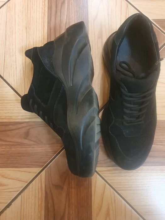 Кросівки жіночі замш